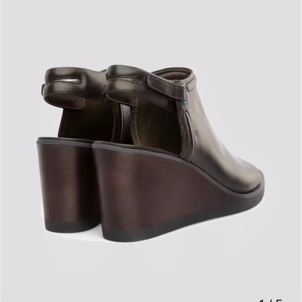 🎉HP🎉 EUC Camper wedges - Picture 10 of 15